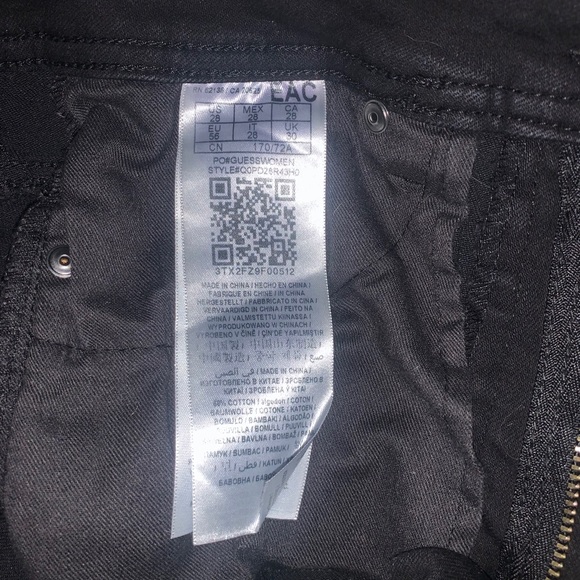 Guess shorts - Picture 5 of 5